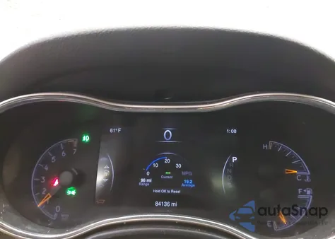 2015 Jeep Grand Cherokee Limited из США, поврежденный, VIN 1C4RJFBG1FC631039